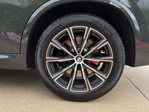 Used 2022 BMW X5 M50i AWD/4WD image 14