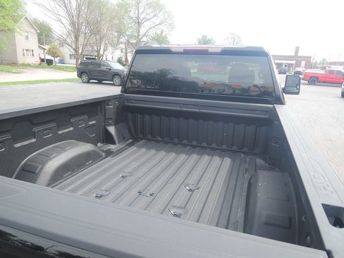 Used 2024 Chevrolet Silverado 2500 Custom w/ Custom Convenience Package AWD/4WD image 37