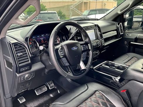 Used 2021 Ford F250 Lariat w/ Lariat Ultimate Package AWD/4WD image 20