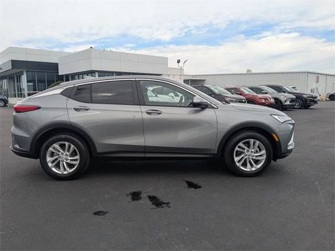 New 2026 Buick Envista Preferred w/ Convenience I Package FWD image 3