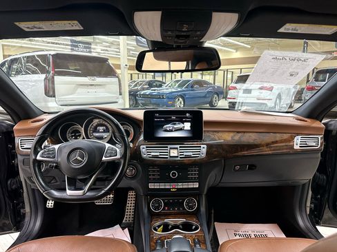 Used 2015 Mercedes-Benz CLS 400 w/ Premium 2 Package image 31