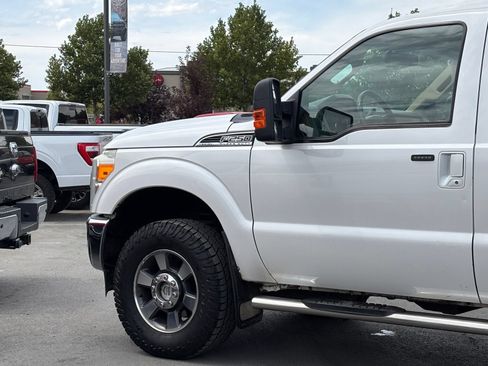 Used 2011 Ford F250 Lariat w/ FX4 4X4 Off-Road Pkg image 5