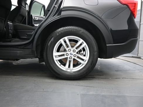 Certified 2023 Ford Explorer XLT RWD image 21