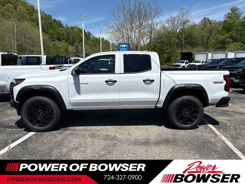 New 2026 Chevrolet Colorado Trail Boss AWD/4WD image 2