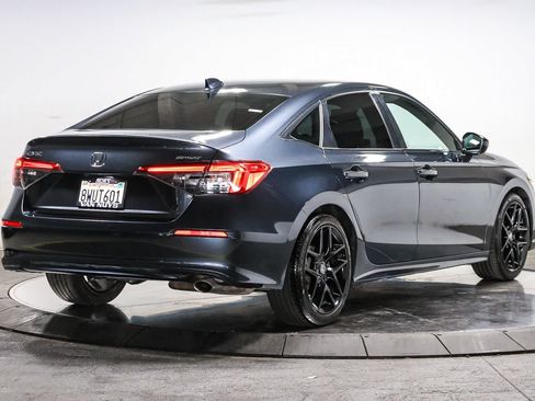 Used 2022 Honda Civic Sport image 4