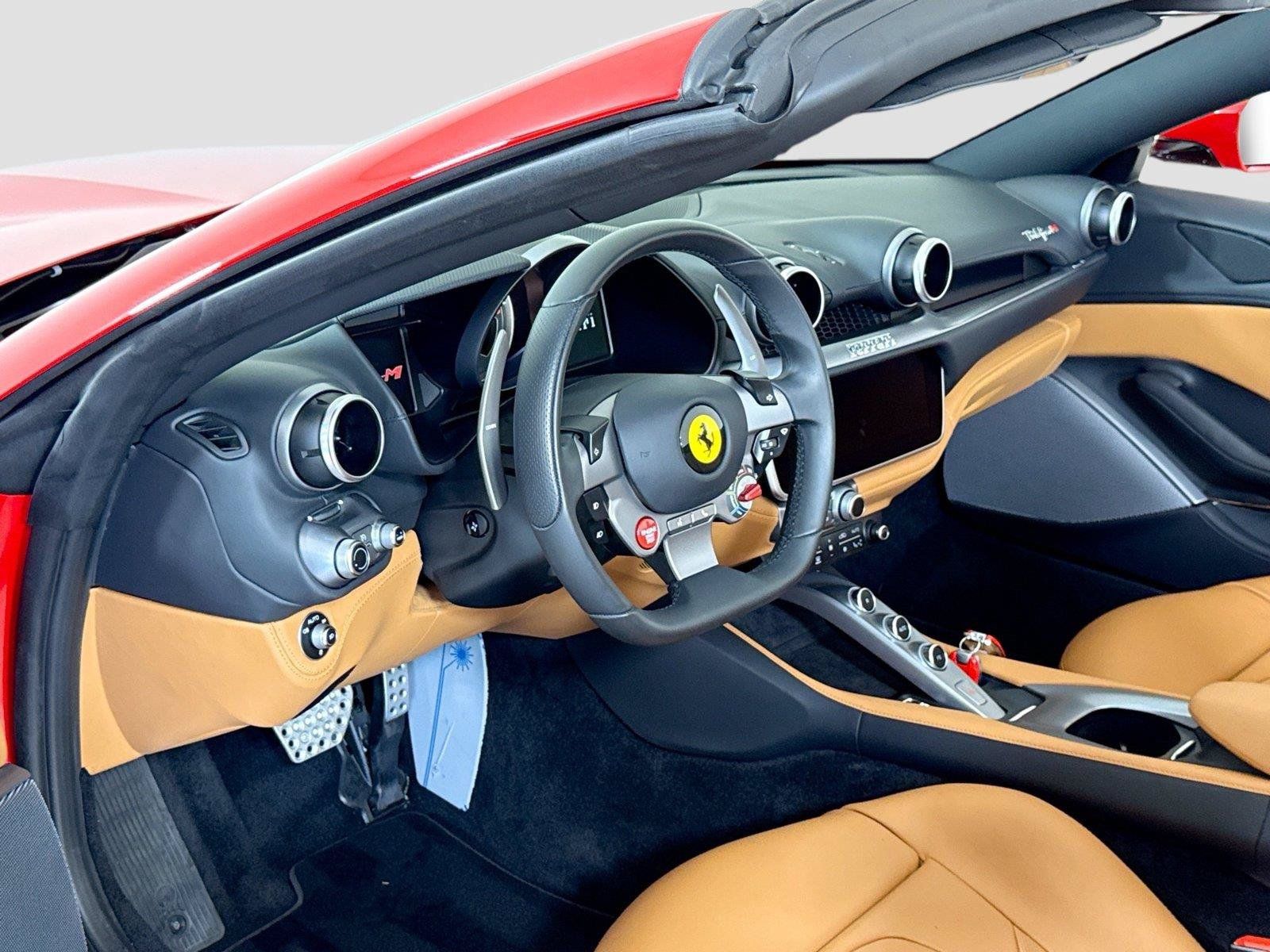 Used 2023 Ferrari Portofino M RWD image 15