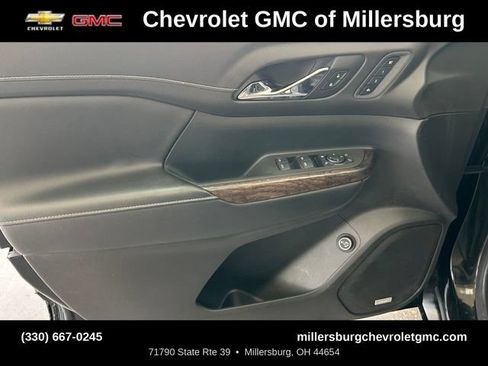 Used 2021 GMC Acadia Denali w/ Denali Technology Package AWD/4WD image 17