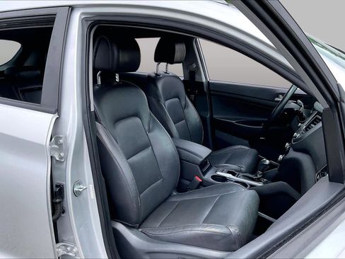 Used 2018 Hyundai Tucson SEL Plus FWD image 9