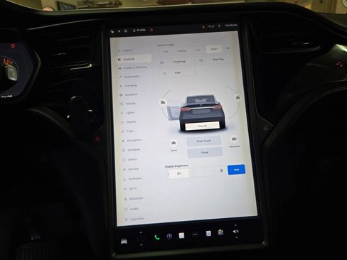 Used 2018 Tesla Model X 100D image 36