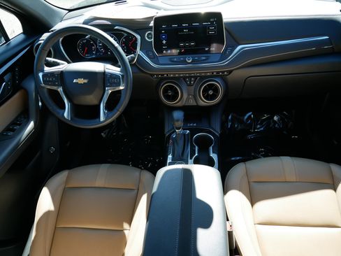 Used 2023 Chevrolet Blazer Premier w/ Enhanced Convenience Package AWD/4WD image 10