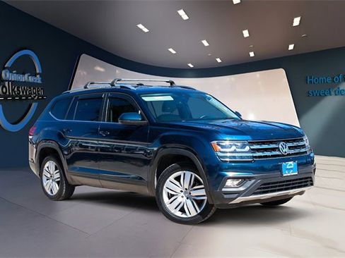 Used 2019 Volkswagen Atlas SE w/ Towing Package image 2
