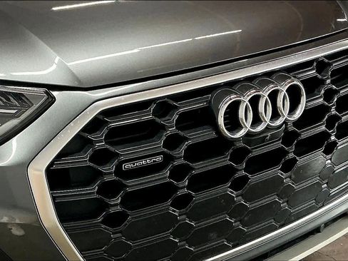Used 2022 Audi Q5 2.0T Premium Plus w/ Premium Plus Package image 32