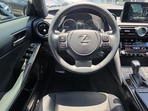 Used 2025 Lexus IS 350 F Sport RWD image 13
