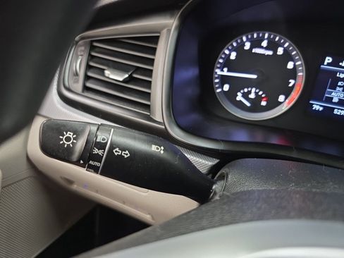 Used 2019 Hyundai Sonata SE FWD image 25