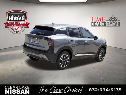 Certified 2025 Nissan Kicks SV AWD/4WD image 7