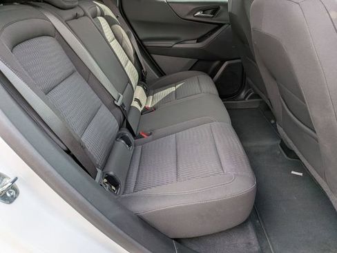 Used 2025 Chevrolet Equinox LT image 29