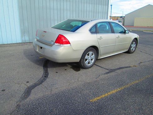 Used 2011 Chevrolet Impala LT image 4