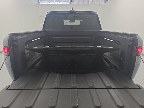 Used 2024 Rivian R1T Adventure AWD/4WD image 15