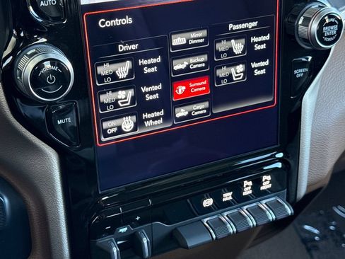 Used 2020 RAM 2500 Laramie AWD/4WD image 19