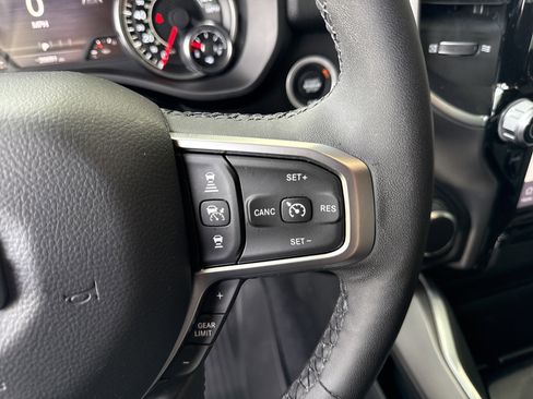 Used 2025 RAM 1500 Big Horn AWD/4WD image 21