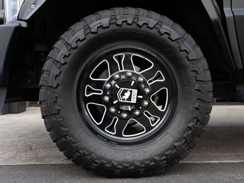 Used 2016 Ford F450 XLT w/ XLT Interior Package image 12