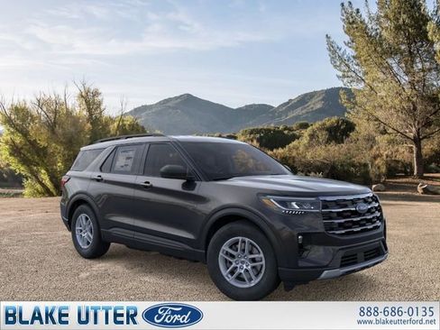 New 2026 Ford Explorer Active w/ Active Comfort Package RWD image 7