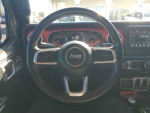 Used 2018 Jeep Wrangler Rubicon w/ Cold Weather Group image 11