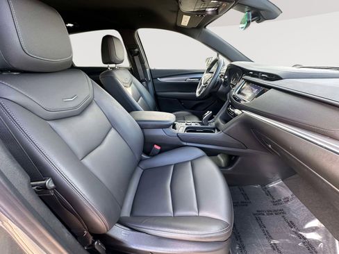 Used 2020 Cadillac XT5 Luxury image 29