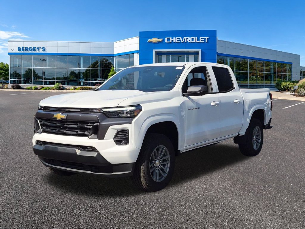 New 2026 Chevrolet Colorado LT w/ LT Convenience Package AWD/4WD image 2