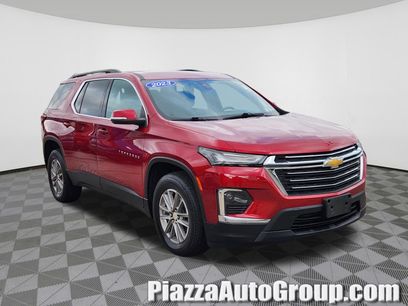 Used 2023 Chevrolet Traverse LT