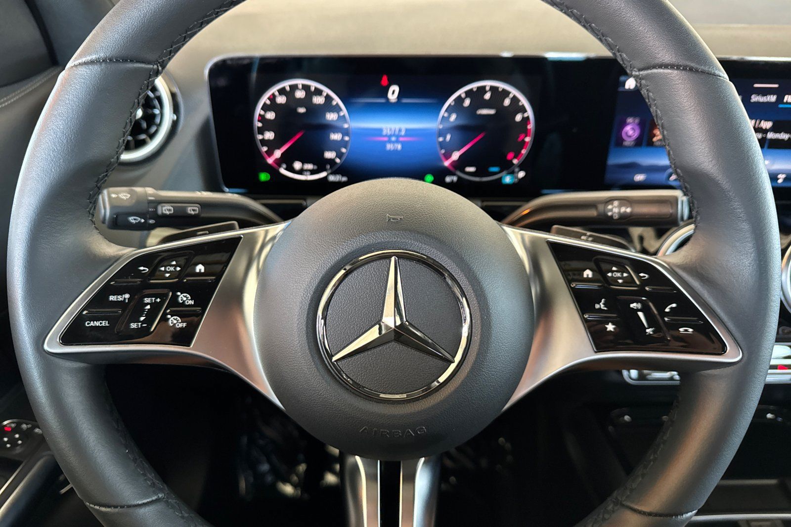 Used 2026 Mercedes-Benz GLA 250 4MATIC image 28