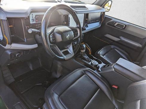 Used 2022 Ford Bronco Badlands image 10