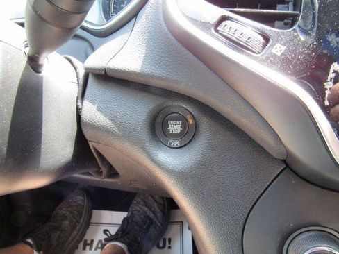 Used 2020 Jeep Cherokee Limited AWD/4WD image 34