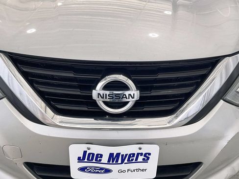 Used 2017 Nissan Altima 2.5 SV FWD image 27