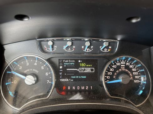 Used 2011 Ford F150 Lariat w/ Lariat Plus Pkg image 8