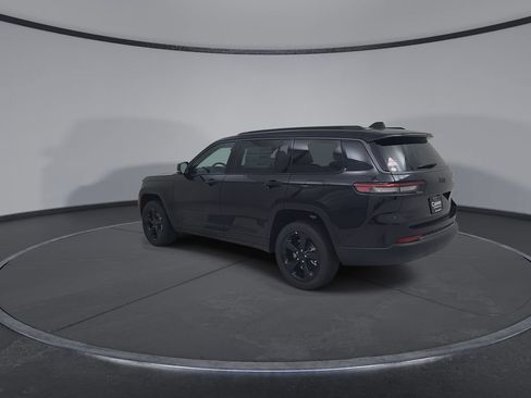 New 2026 Jeep Grand Cherokee L Limited w/ Limited Altitude Package AWD/4WD image 11
