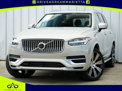 Used 2023 Volvo XC90 T8 Ultimate w/ Lounge Package