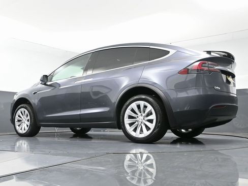 Used 2021 Tesla Model X Long Range image 61