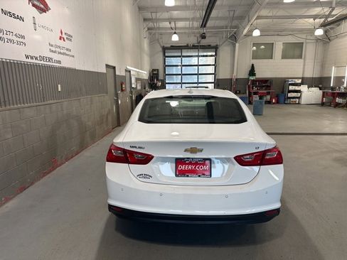 Used 2024 Chevrolet Malibu LT image 4