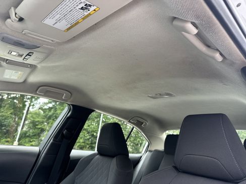 Used 2022 Toyota Corolla LE FWD image 28