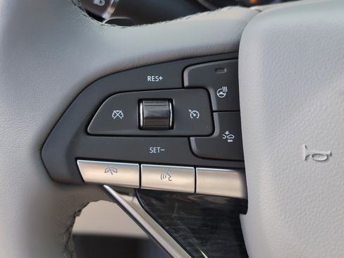 New 2025 Cadillac XT6 Premium Luxury image 24