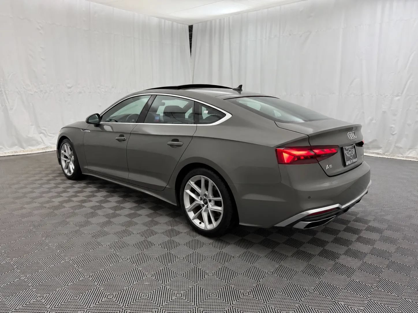 Used 2023 Audi A5 2.0T Premium Plus w/ Premium Plus AWD/4WD image 7