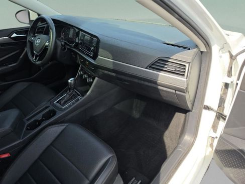 Used 2021 Volkswagen Jetta SE FWD image 27