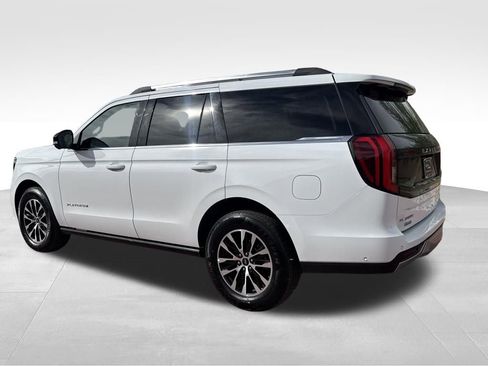 Certified 2025 Ford Expedition Platinum AWD/4WD image 3