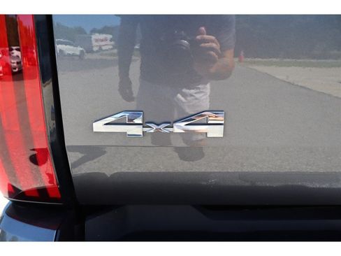 Used 2023 Toyota Tundra SR5 AWD/4WD image 4
