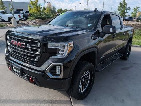 Used 2020 GMC Sierra 1500 AT4 w/ AT4 Preferred Package AWD/4WD image 3