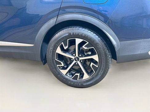 Used 2023 Kia Sportage EX w/ EX Premium Package AWD/4WD image 6