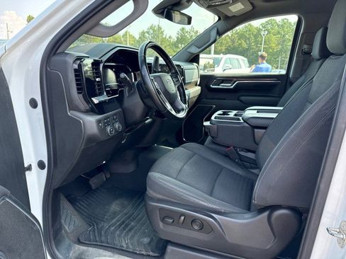 Used 2023 Chevrolet Silverado 1500 RST w/ Z71 Off-Road Package image 17