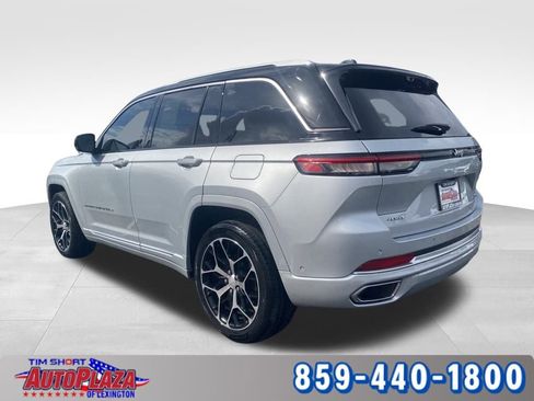 Used 2022 Jeep Grand Cherokee Summit image 8