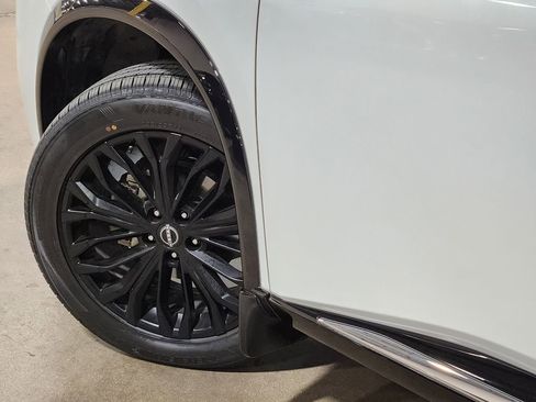 Used 2024 Nissan Rogue Platinum w/ Platinum Premium Package image 23